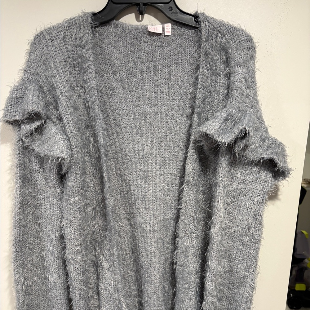 Make + Model Fuzzy Cozy Gray Women's Sweater